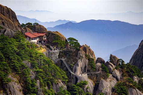  大洪山：探險者的天堂與壯麗自然景觀的交織！